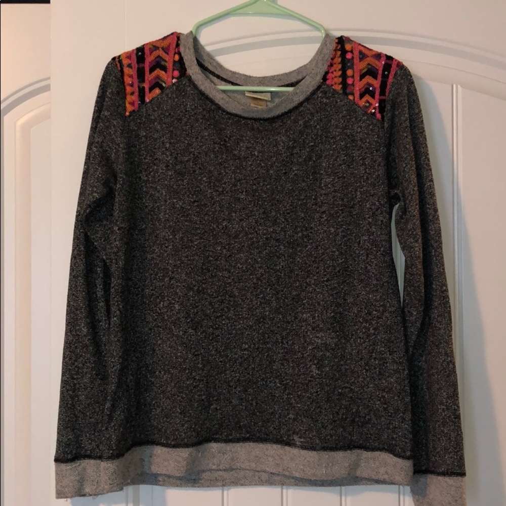 Sweatshirt